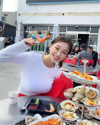 北栀是男的还是女的
