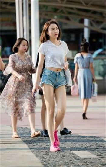 老爷爷的清冷美人秦安