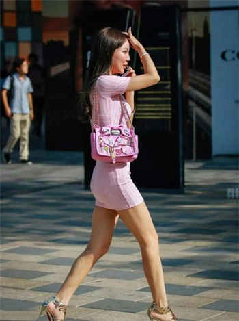跑保险的女人带套
