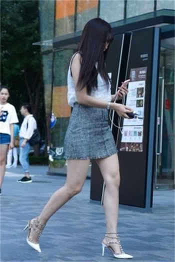 在陌陌上识别寂寞女