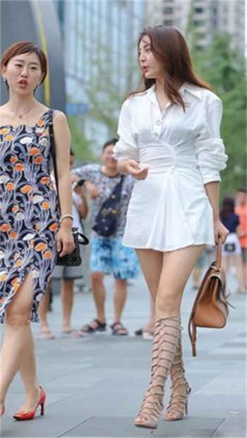 《小可爱 放学别走》
