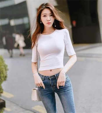 探花女主是在哪里找的
