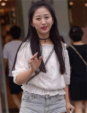 隔壁老杨说天下吴梦梦