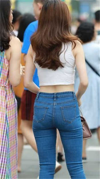 李老汉和媳妇小花