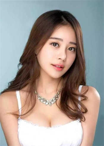女主在监狱被毒死重生