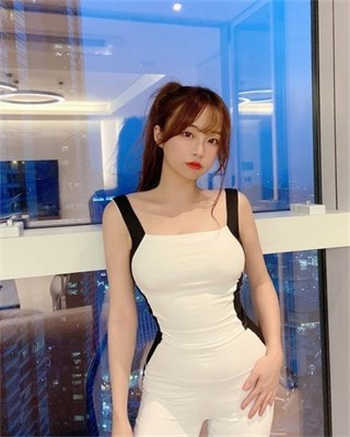 泷泽萝拉第一季