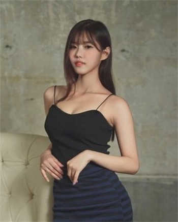 杨明娜肚兜吻戏视频