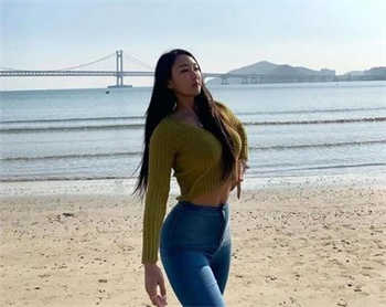 兔子先生用女友抵债