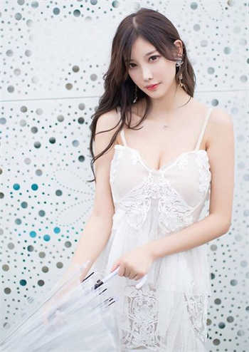 女大学生文化沙龙