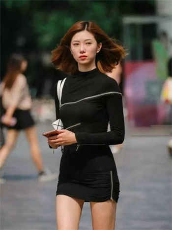 探花用的什么软件约的