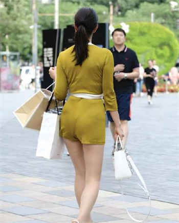 灵王绝宠鬼医召唤师