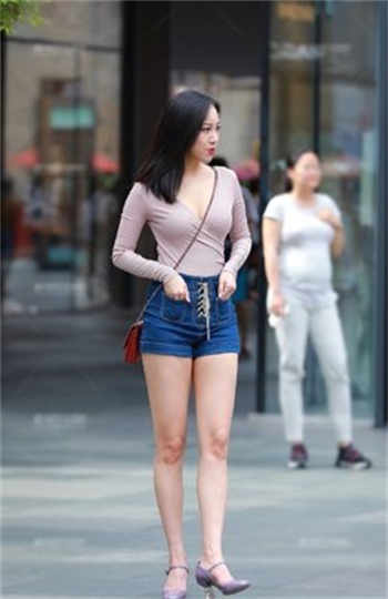 房东和女租户