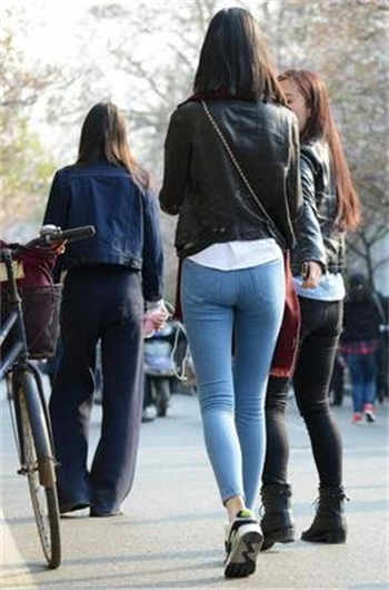重生甜妻超粘人