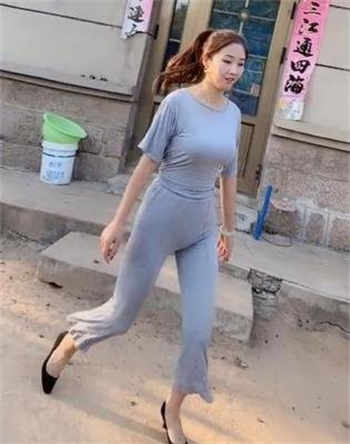 md传媒女成员吴梦梦照片