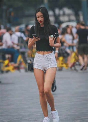 塞葡萄走路的小说合集