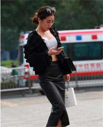穿越烽火佳人之炮灰女