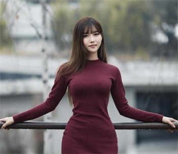 恋柱甘露寺蜜璃去衣服